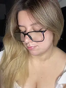 Blair Bunnyy online show from November 20, 6:14 am