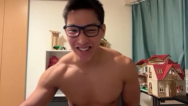 masucle216 online show from March 20, 2:40 pm