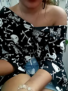 Snapshot of Cutie_Shruti chatting on October 3, 10:11 pm Cutie Shruti online show from October 3, 10:11 pm