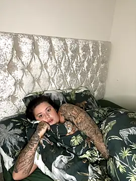 Charsworld online show from November 18, 8:39 am