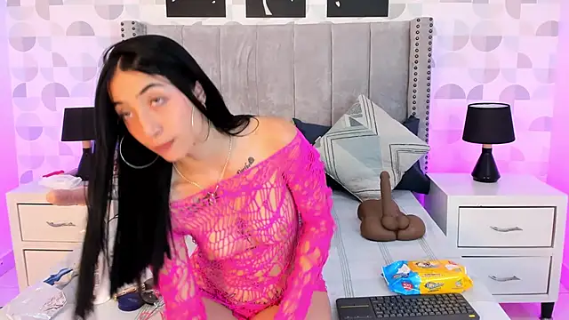 natasha moreno online show from December 5, 12:26 pm