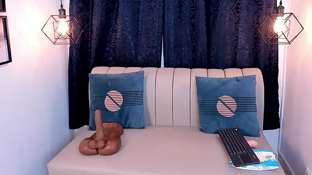 natasha moreno online show from September 24, 12:33 pm
