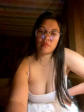 Snapshot of sexybaby_00 chatting on October 8, 4:19 pm sexybaby 00 online show from October 8, 4:19 pm