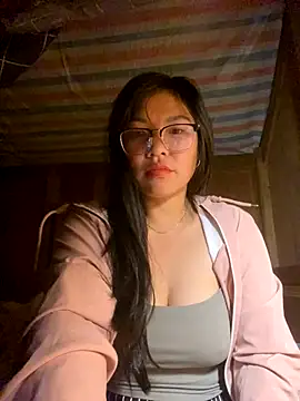 Snapshot of sexybaby_00 chatting on October 9, 10:10 pm sexybaby 00 online show from October 9, 10:10 pm