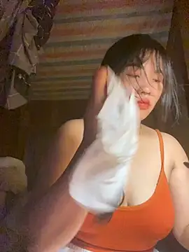 Snapshot of sexybaby_00 chatting on September 27, 10:43 am sexybaby 00 online show from September 27, 10:43 am
