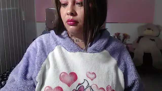 patty squirt  online show from March 12, 9:55 am