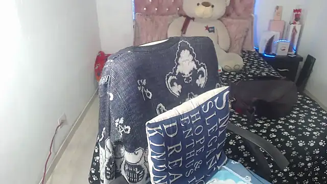 patty squirt  online show from October 29, 2:43 am