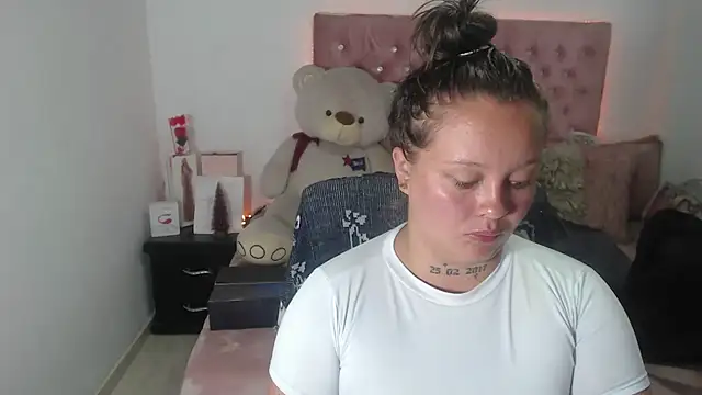 patty squirt  online show from October 4, 2:24 am