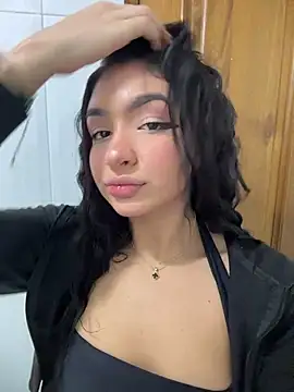 jenn fit online show from November 30, 2:45 am