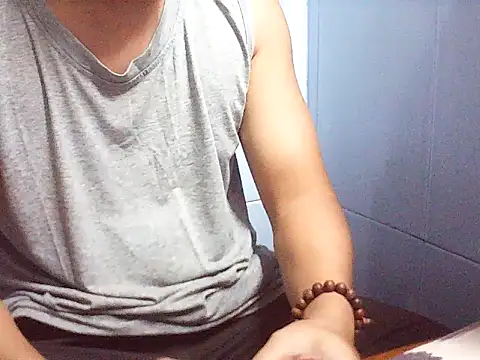 Snapshot of ANonngDan79 chatting on January 6, 4:00 pm ANonngDan79 online show from January 6, 4:00 pm