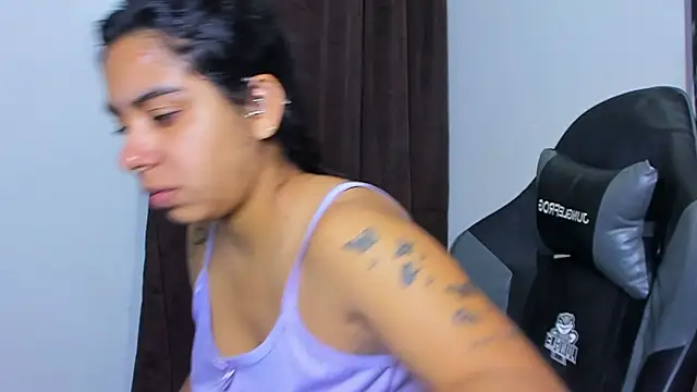 violet and myers online show from February 10, 11:53 am