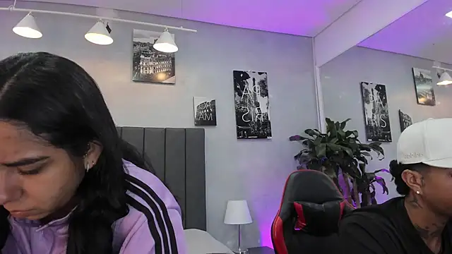 violet and myers online show from November 1, 11:26 am