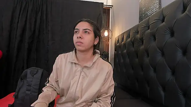 violet and myers online show from November 26, 11:21 am