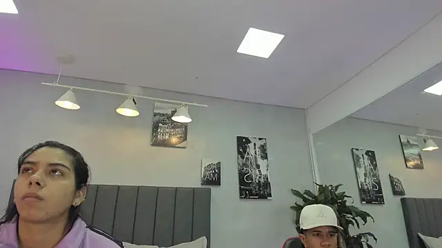 violet and myers online show from November 5, 11:24 am