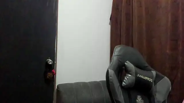 violet and myers online show from May 8, 8:12 pm