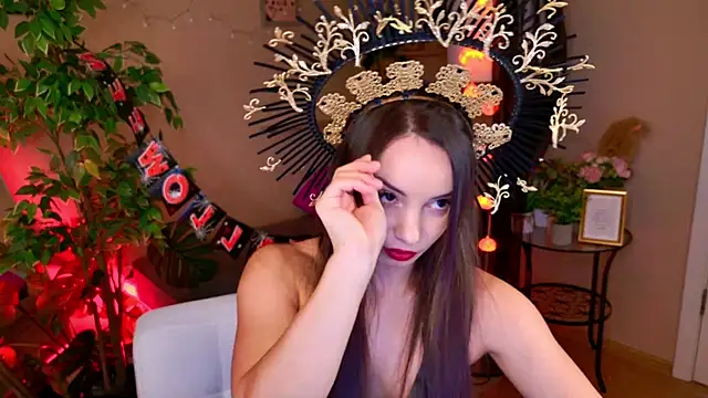 Snapshot of shes_rebel chatting on October 18, 6:10 pm shes rebel online show from October 18, 6:10 pm