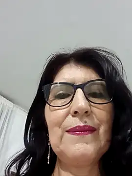 Snapshot of swity_foster chatting on December 20, 9:01 am swity foster online show from December 20, 9:01 am