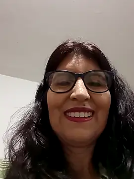 Snapshot of swity_foster chatting on December 19, 8:38 am swity foster online show from December 19, 8:38 am