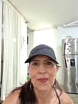 Snapshot of swity_foster chatting on February 28, 3:11 pm swity foster online show from February 28, 3:11 pm