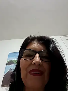 swity foster online show from November 6, 9:02 am