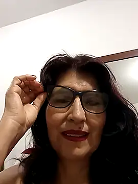 Snapshot of swity_foster chatting on December 22, 9:42 am swity foster online show from December 22, 9:42 am