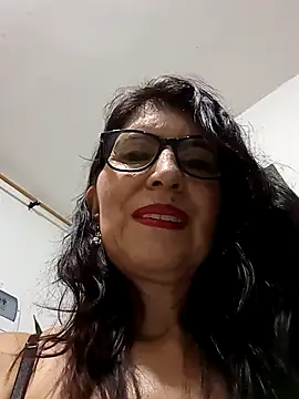 swity foster online show from October 8, 9:00 am