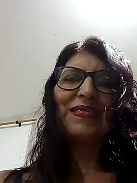 swity foster online show from November 12, 12:59 am