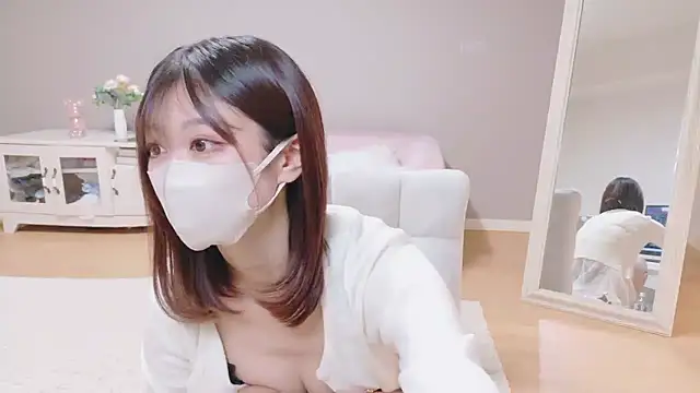 Yuna-ch online show from February 23, 5:30 am