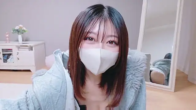 Yuna-ch online show from February 14, 10:10 pm