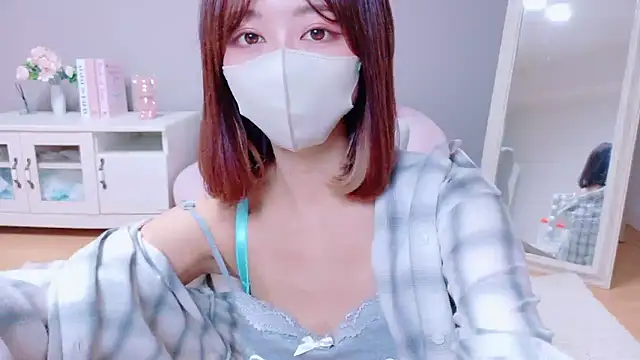 Yuna-ch online show from September 8, 3:22 pm