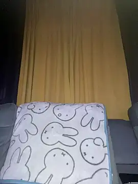 Snapshot of melyiaaa chatting on July 4, 5:58 am melyiaaa online show from July 4, 5:58 am