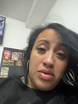 Snapshot of _ruby_manrique_ chatting on June 26, 2:06 am ruby manrique online show from June 26, 2:06 am