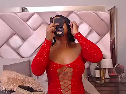 Snapshot of Ashleyroberst chatting on October 28, 10:03 am Ashleyroberst online show from October 28, 10:03 am