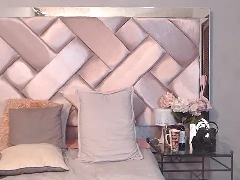 Snapshot of Ashleyroberst chatting on February 3, 1:49 pm Ashleyroberst online show from February 3, 1:49 pm