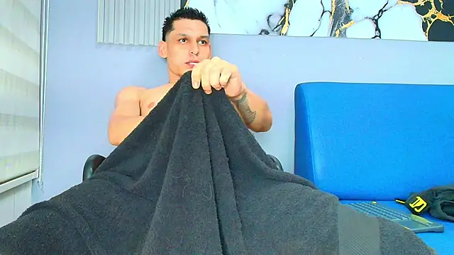 MARCUS SMITHH1 online show from November 11, 4:07 am