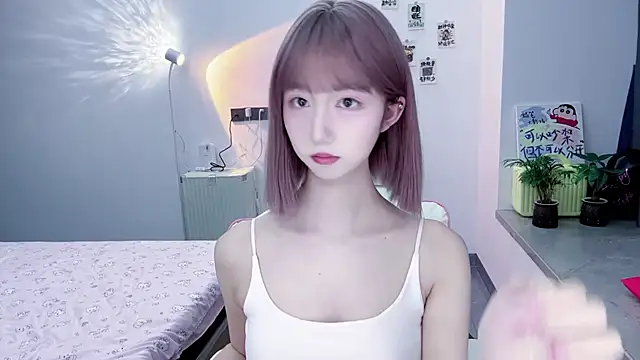 Snapshot of suger-TT chatting on October 3, 11:34 am suger-TT online show from October 3, 11:34 am