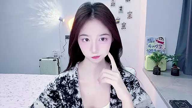 Snapshot of suger-TT chatting on November 24, 11:54 am suger-TT online show from November 24, 11:54 am