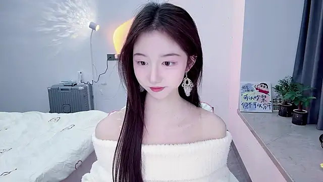 Snapshot of suger-TT chatting on December 17, 12:32 pm suger-TT online show from December 17, 12:32 pm