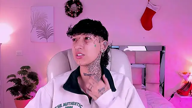 Luci Rose online show from January 14, 5:55 am