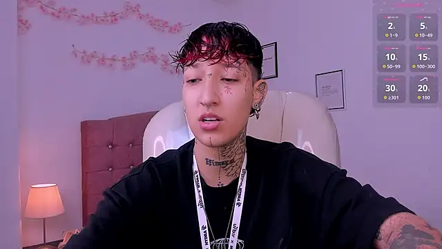 Luci Rose online show from April 21, 6:36 pm