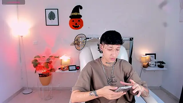 Luci Rose online show from October 21, 2:22 am