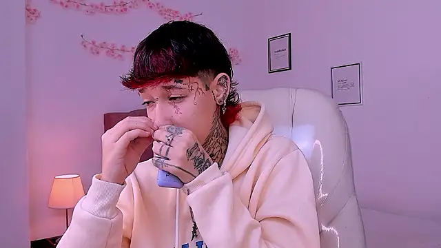 Luci Rose online show from March 17, 3:59 pm