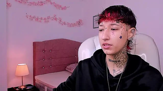 Luci Rose online show from March 12, 4:55 pm