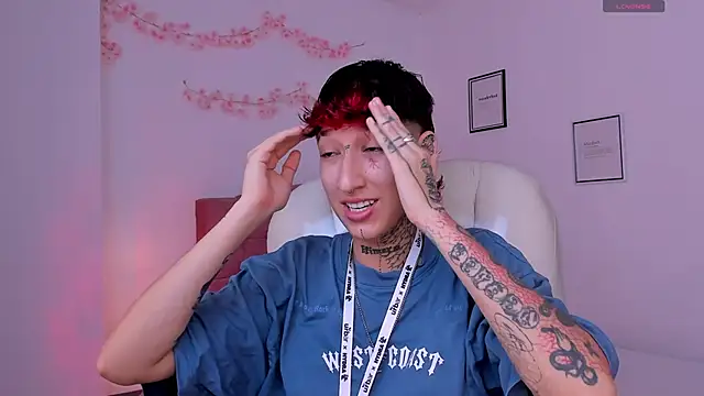 Luci Rose online show from March 26, 8:40 pm