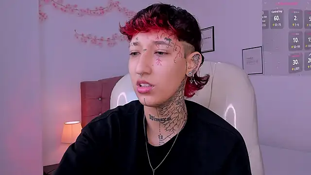 Luci Rose online show from April 5, 9:43 pm