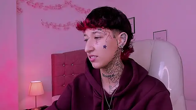 Luci Rose online show from March 6, 12:55 pm