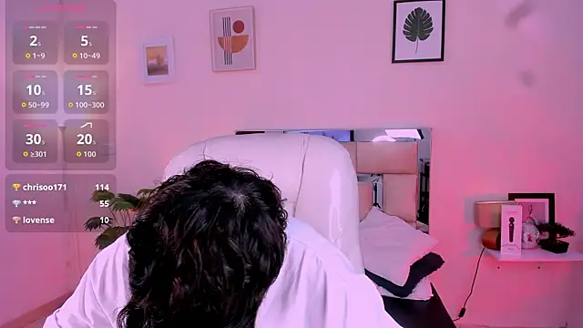 Snapshot of Luci_Rose chatting on November 7, 3:16 pm Luci Rose online show from November 7, 3:16 pm