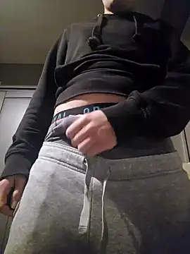 Trekkerboi online show from October 28, 8:19 pm