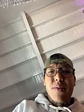 Snapshot of PippyPamXXX chatting on January 16, 5:33 am PippyPamXXX online show from January 16, 5:33 am