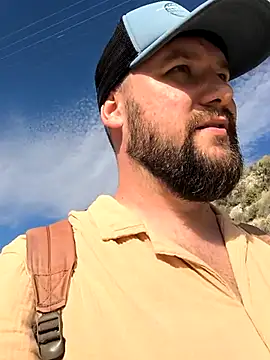 Snapshot of Ole_Plus chatting on October 24, 9:19 am Ole Plus online show from October 24, 9:19 am